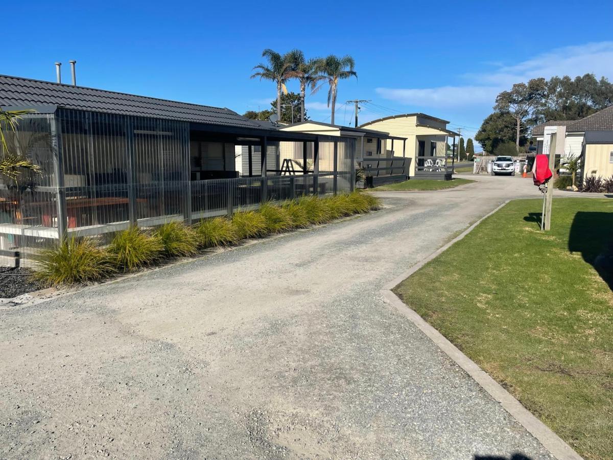 Lakes Main Holiday Park Lakes Entrance Exterior photo