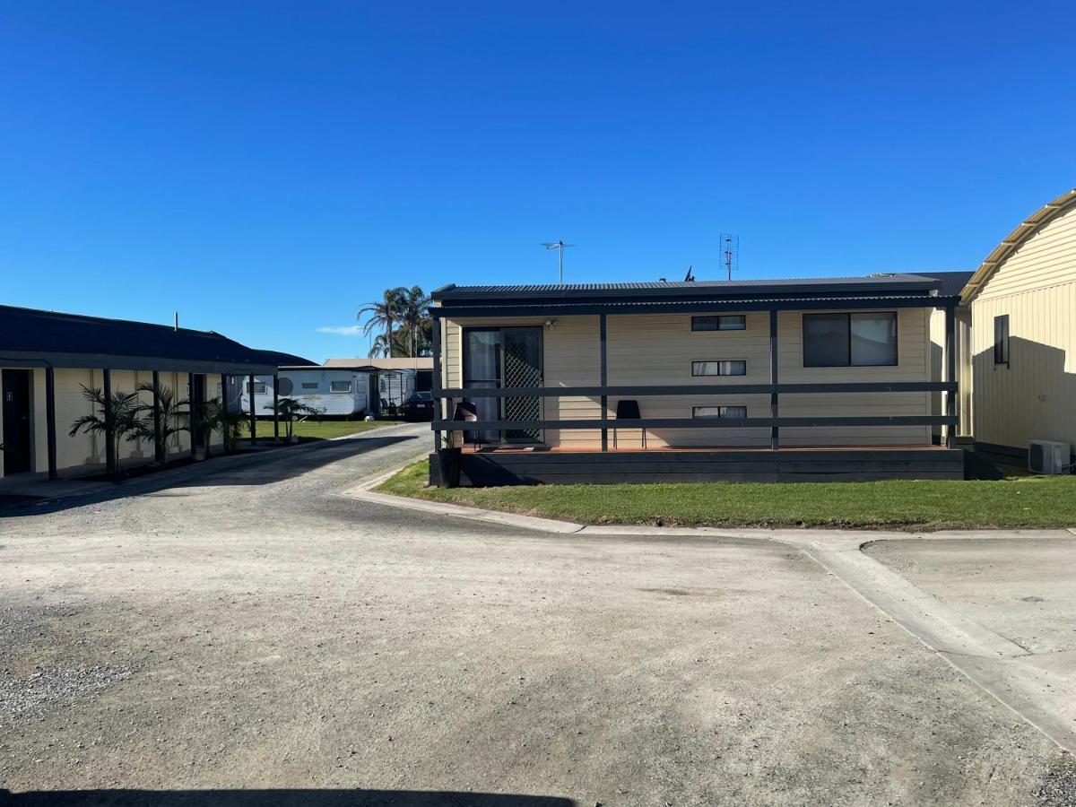 Lakes Main Holiday Park Lakes Entrance Exterior photo