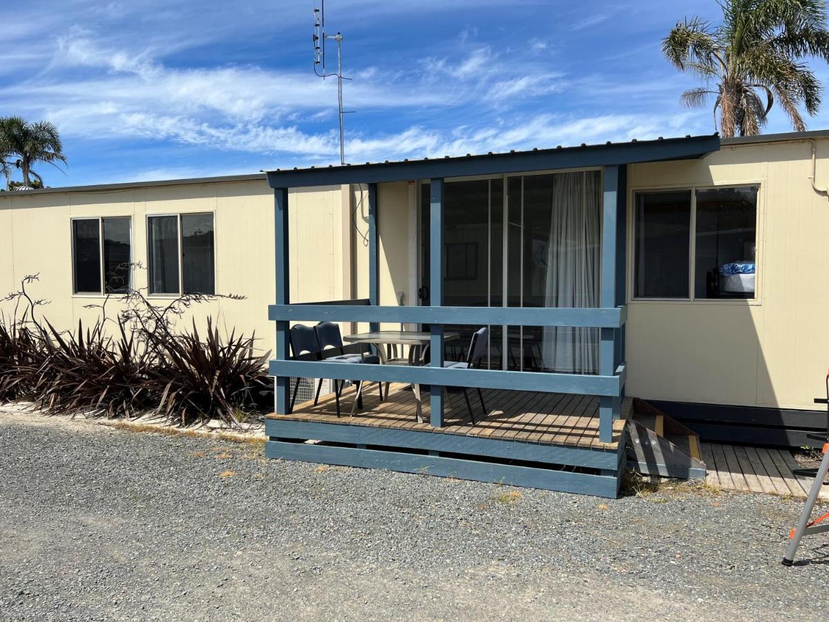 Lakes Main Holiday Park Lakes Entrance Exterior photo